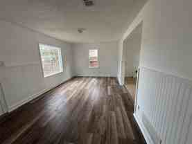 703 S Ash St - Photo 1 of 1