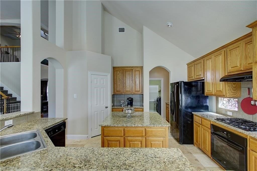 6917 Shady View Ct - Photo 4 of 22