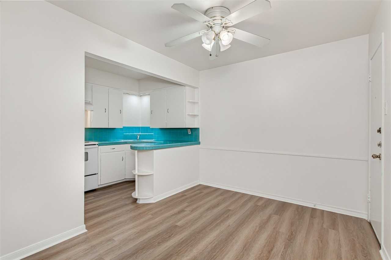 5717 Mccommas Blvd #C - Photo 4 of 17