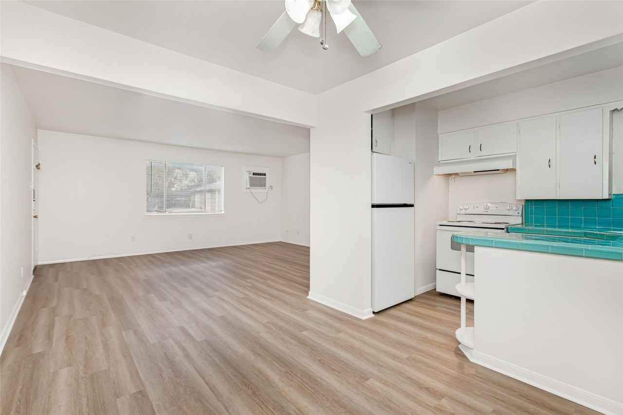 5717 Mccommas Blvd #C - Photo 5 of 17