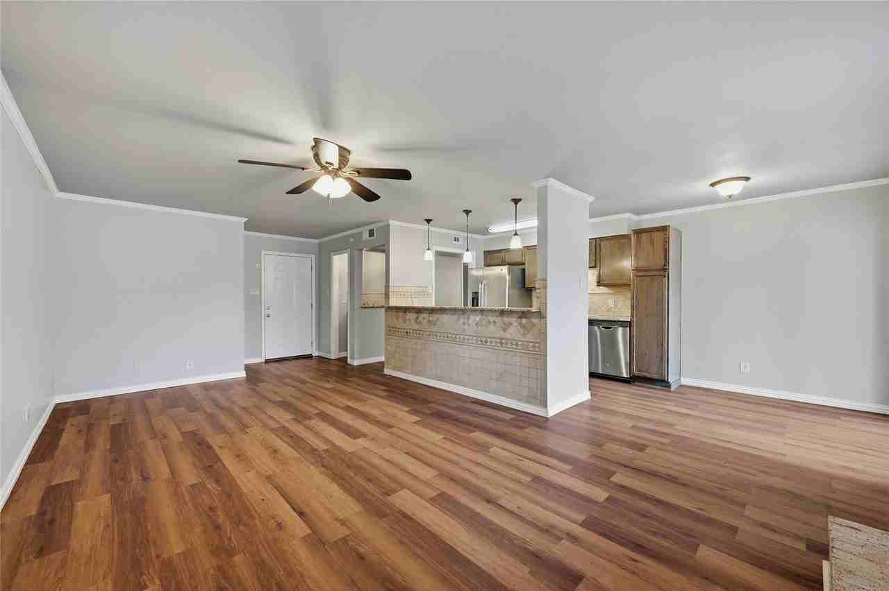 914 W Washington St #A - Photo 7 of 23