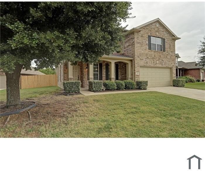 1709 Duck Cove Dr - Photo 2 of 15