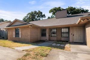 featured image of 708 Woodland Ct