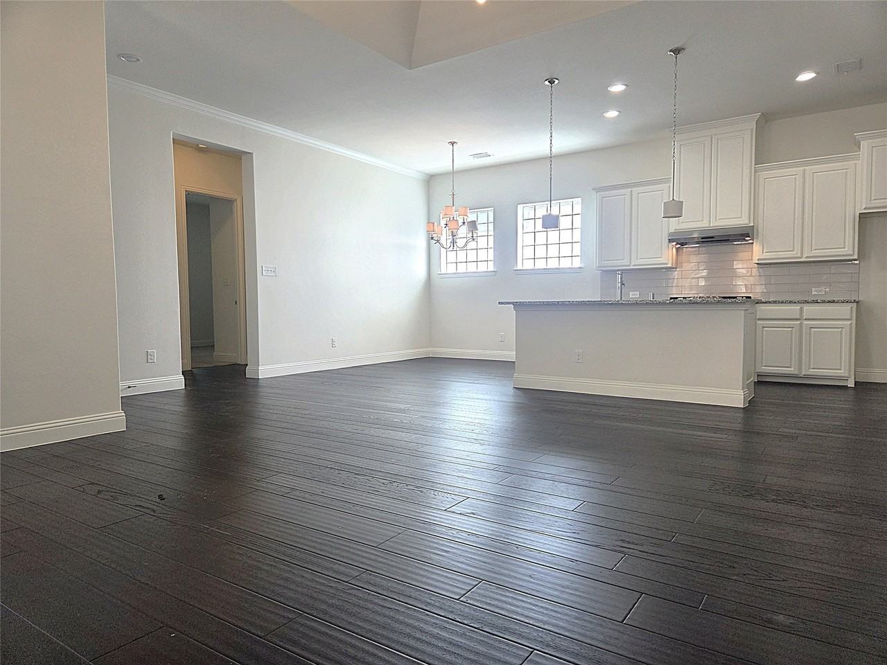612 Arma Rd - Photo 6 of 36
