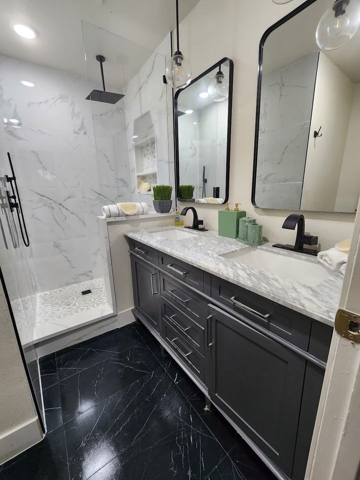 2908 Washington St - Photo 5 of 20