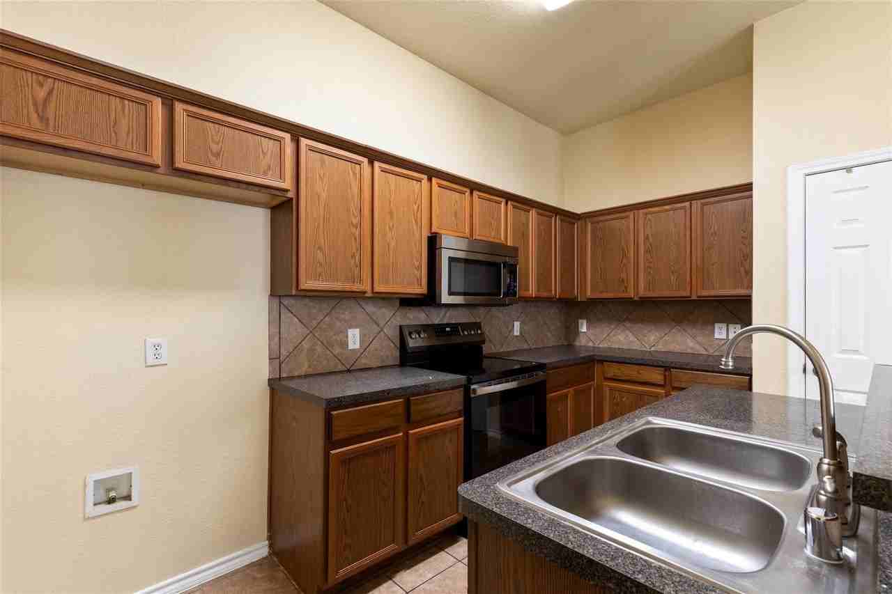1213 Redman Ave - Photo 7 of 19