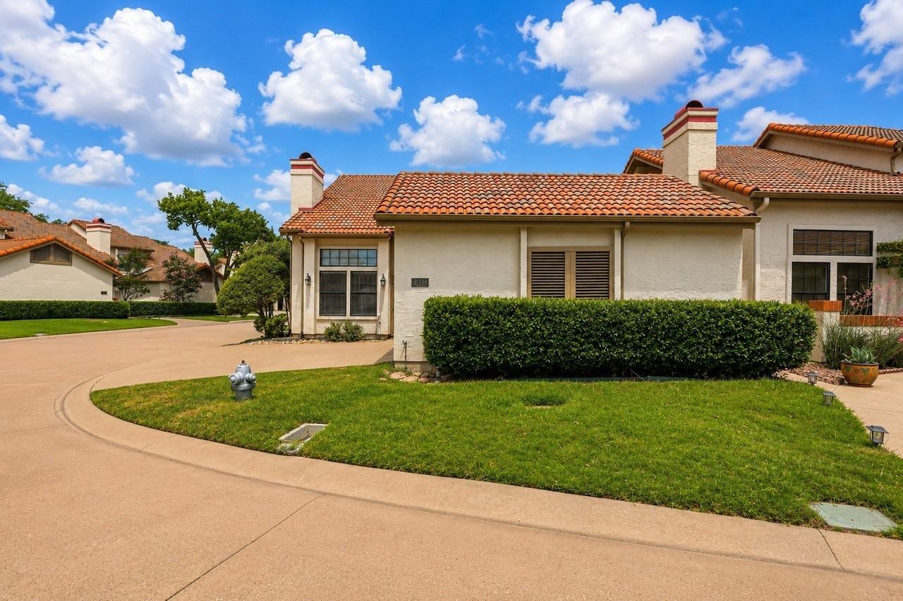 608 Fiesta Cir - Photo 3 of 27