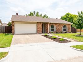 featured image of 700 Sunny Slope Dr