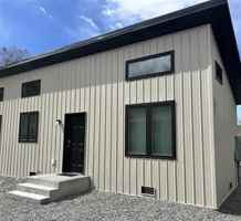 featured image of 1008 Canyon View Ave #B