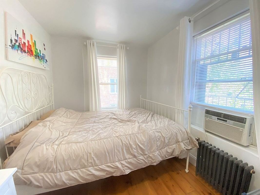 239 W 12th St #4C - Photo 3 of 3