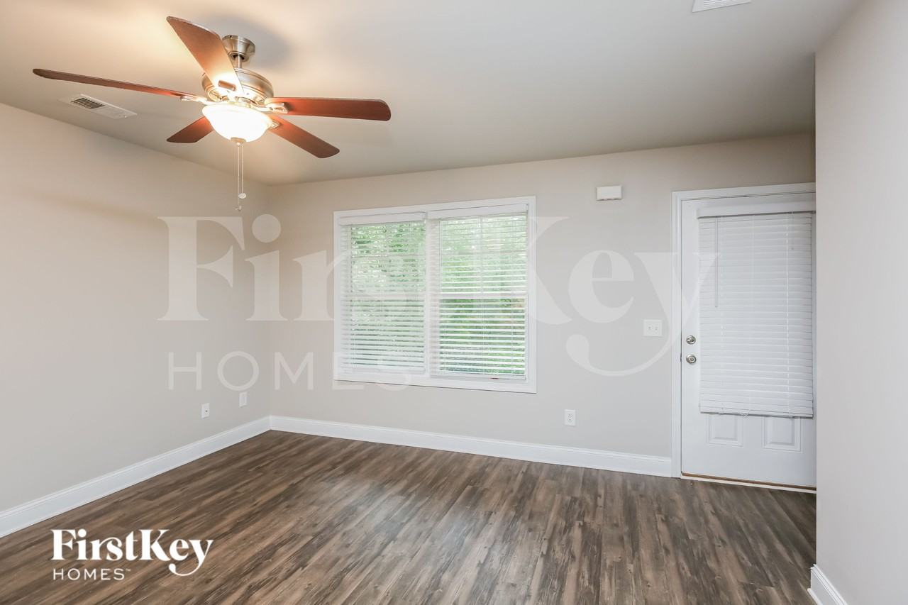6674 Sawnee Way - Photo 4 of 18