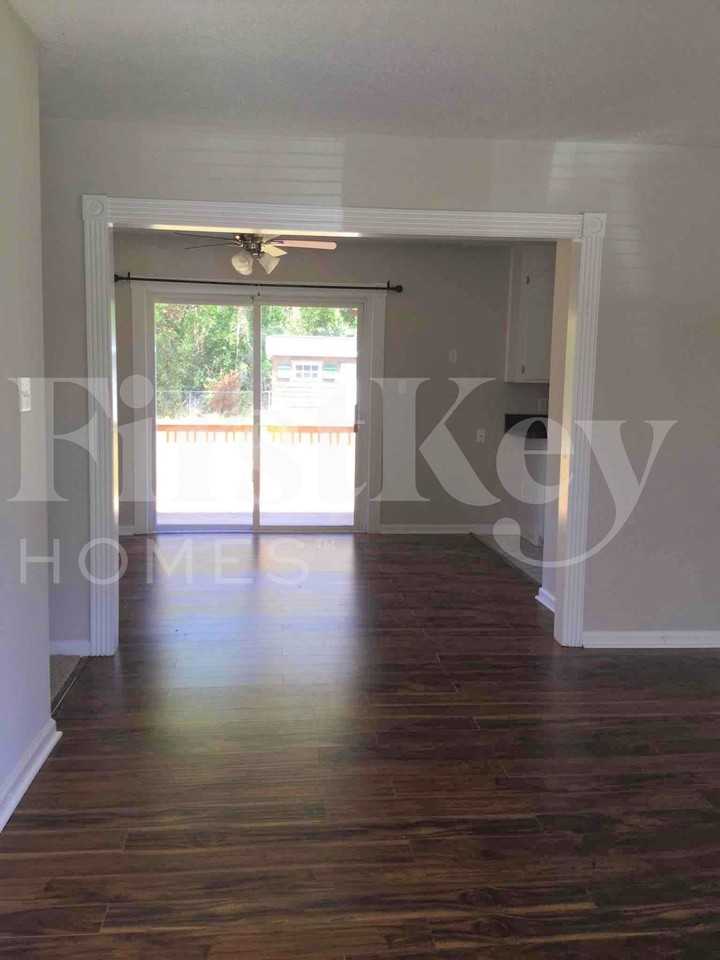 628 Schooner Rd - Photo 2 of 18