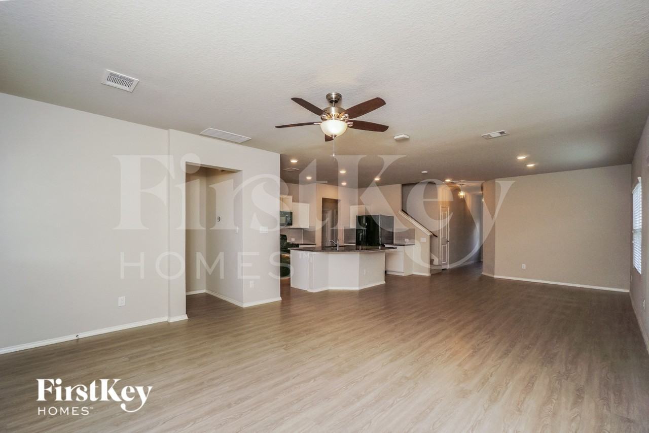 5232 Honeyflower - Photo 4 of 16