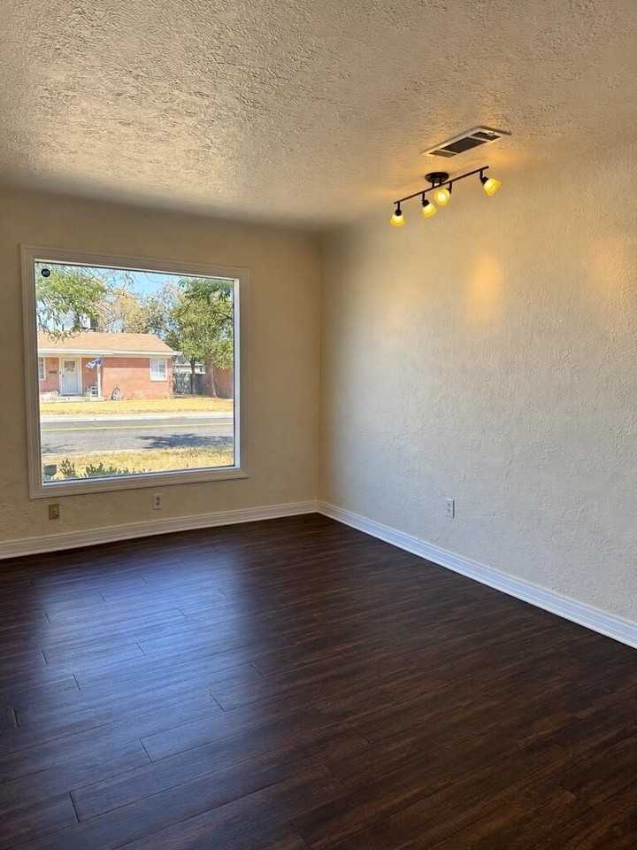311 Casa Grande Dr - Photo 4 of 13