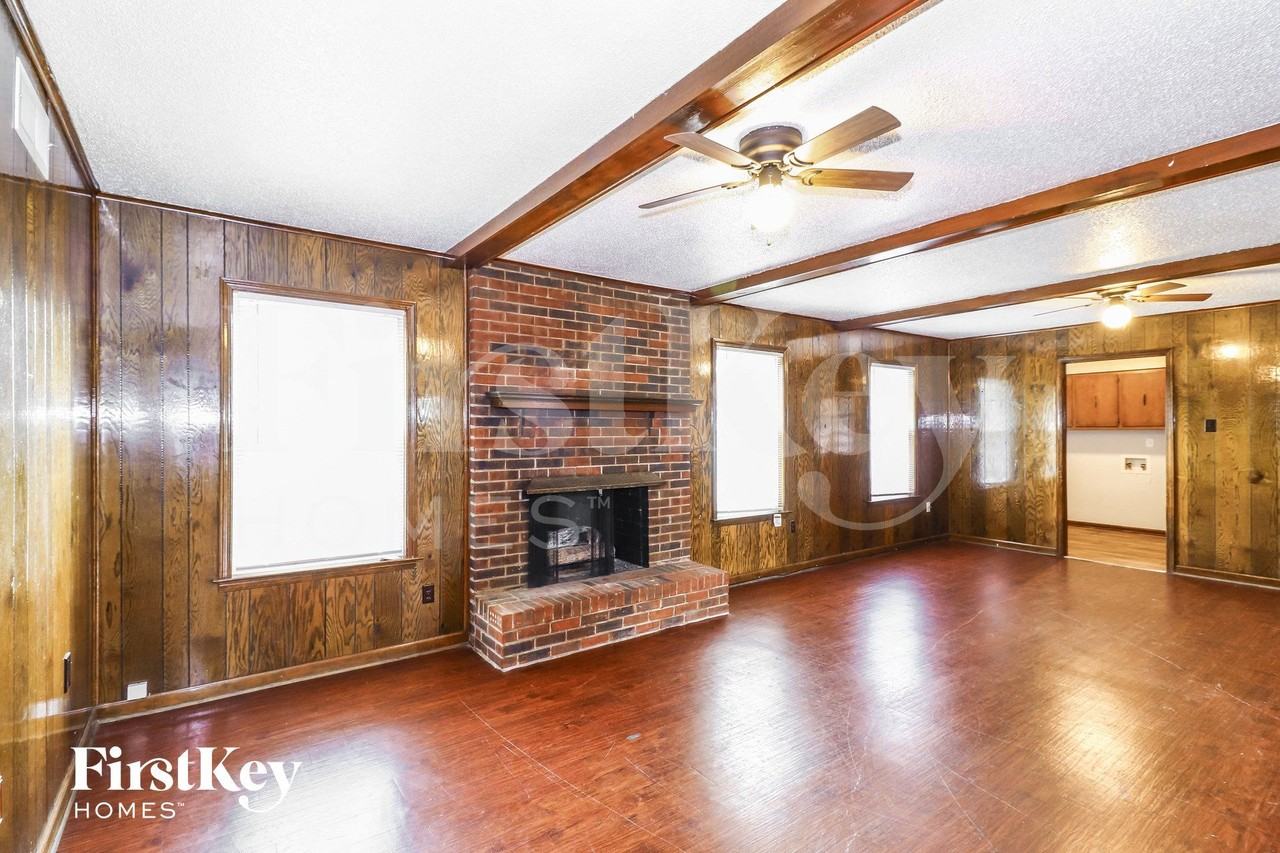 4364 Hunt Cliff Trce - Photo 4 of 15