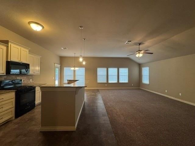 2124 Sw 140th St - Photo 6 of 36