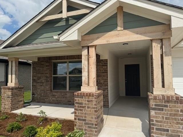 8608 Martin Ln - Photo 2 of 32