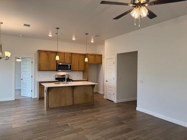 8608 Martin Ln - Photo 6 of 32