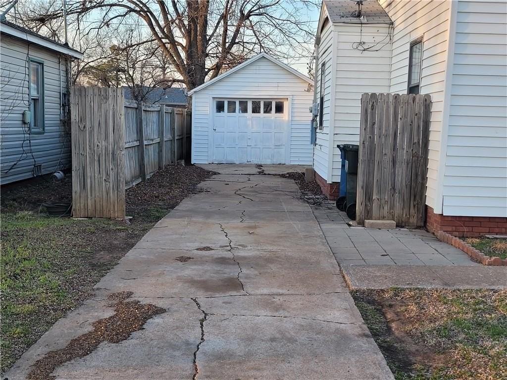 309 E Fairchild Dr - Photo 3 of 16
