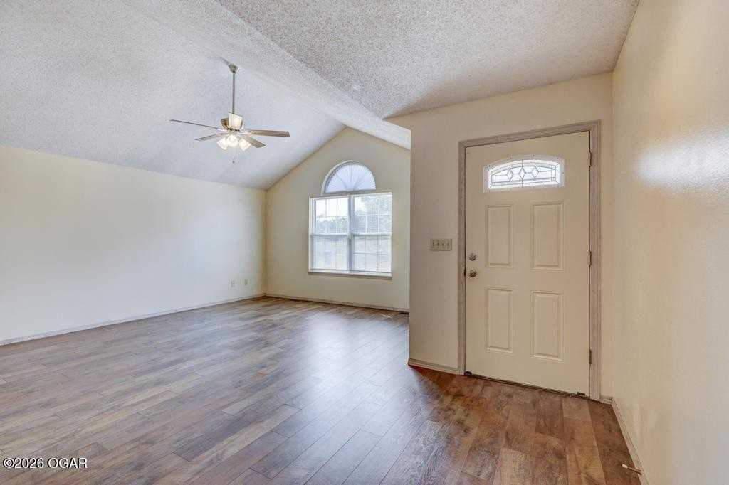 1653 Mayberry Dr - Photo 2 of 13