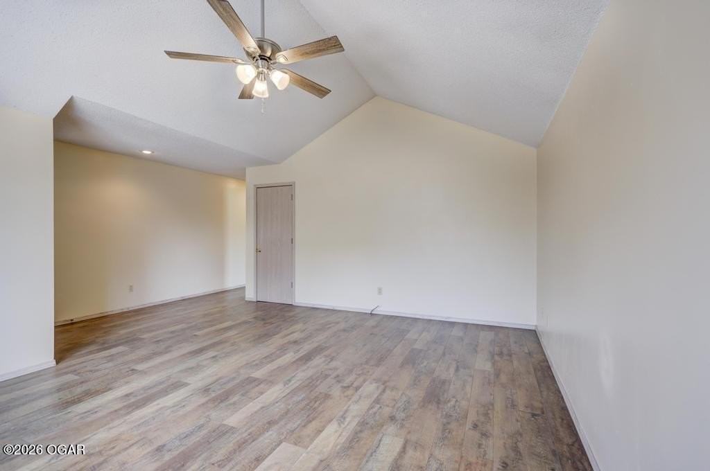 1653 Mayberry Dr - Photo 3 of 13