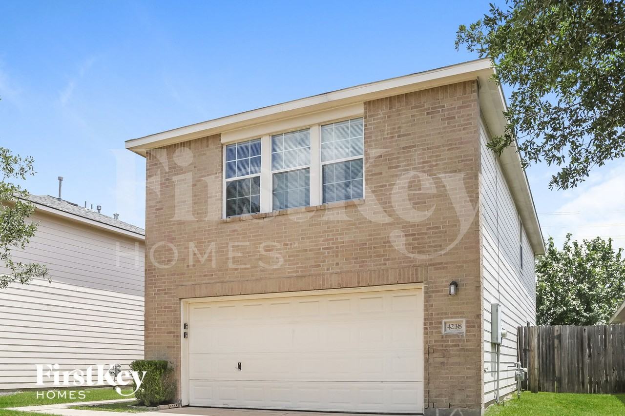 4238 Heritagestone Dr - Photo 2 of 15