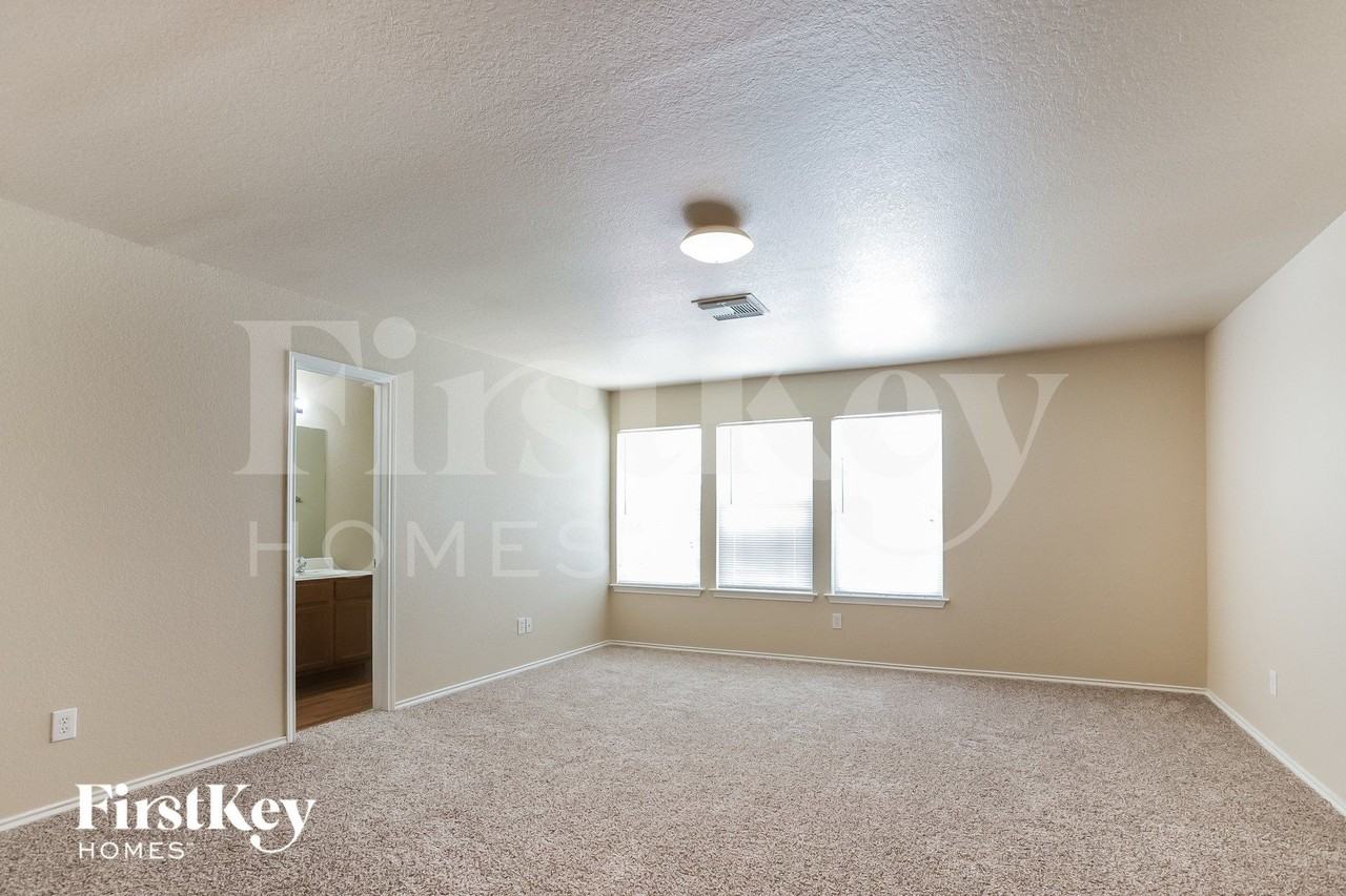 4238 Heritagestone Dr - Photo 6 of 15