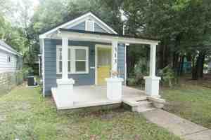 featured image of 513 W De Soto St