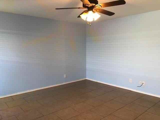 800 N Dallas St - Photo 7 of 9