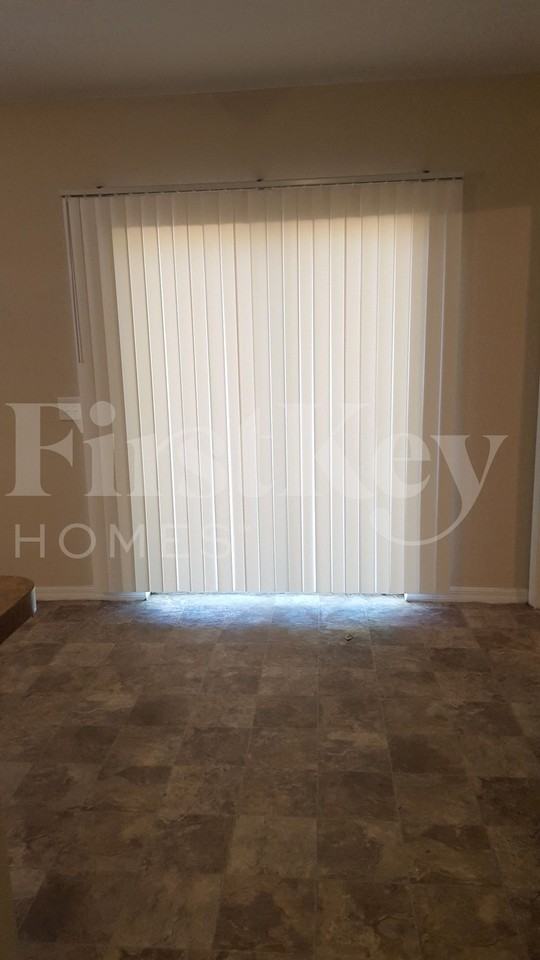 3978 N Biscayne Dr - Photo 4 of 13
