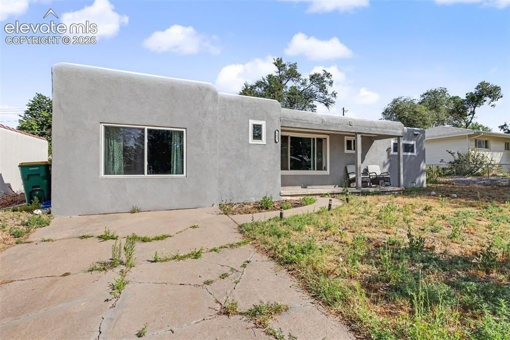 152 Rose Dr - Photo 4 of 35