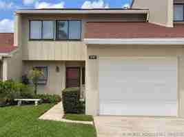 featured image of 1697 Sw Crossing Cir