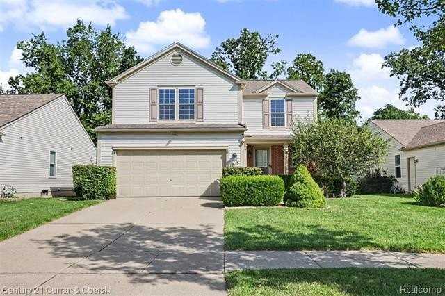 7055 Oakridge Dr - Photo 3 of 49