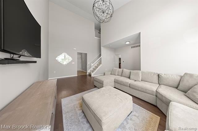 29349 Douglas Dr - Photo 6 of 40