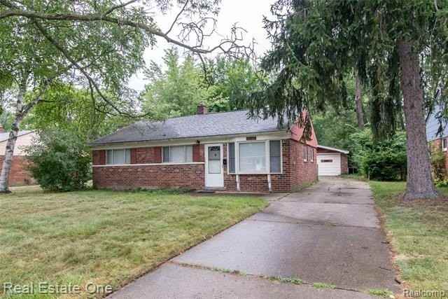 28051 Stuart Ave - Photo 2 of 31