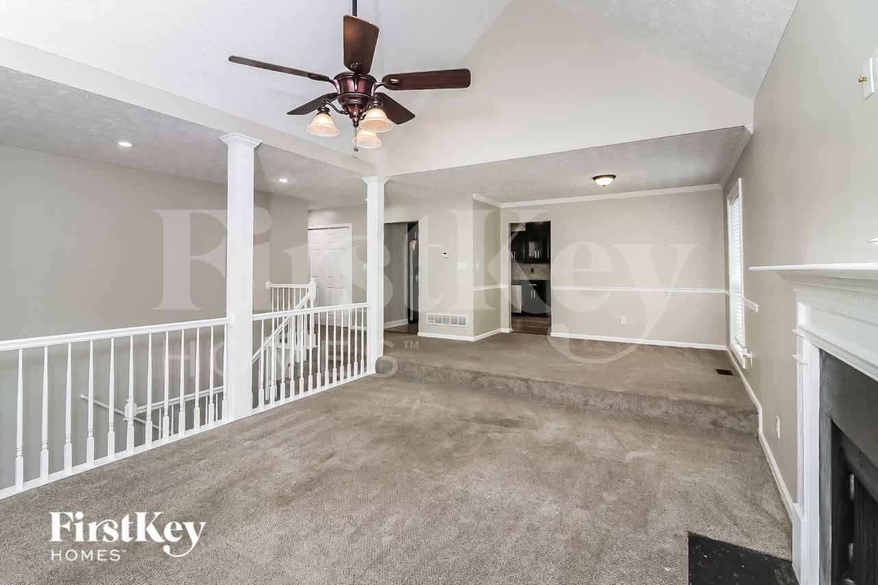 2620 Windage Dr Sw - Photo 4 of 16