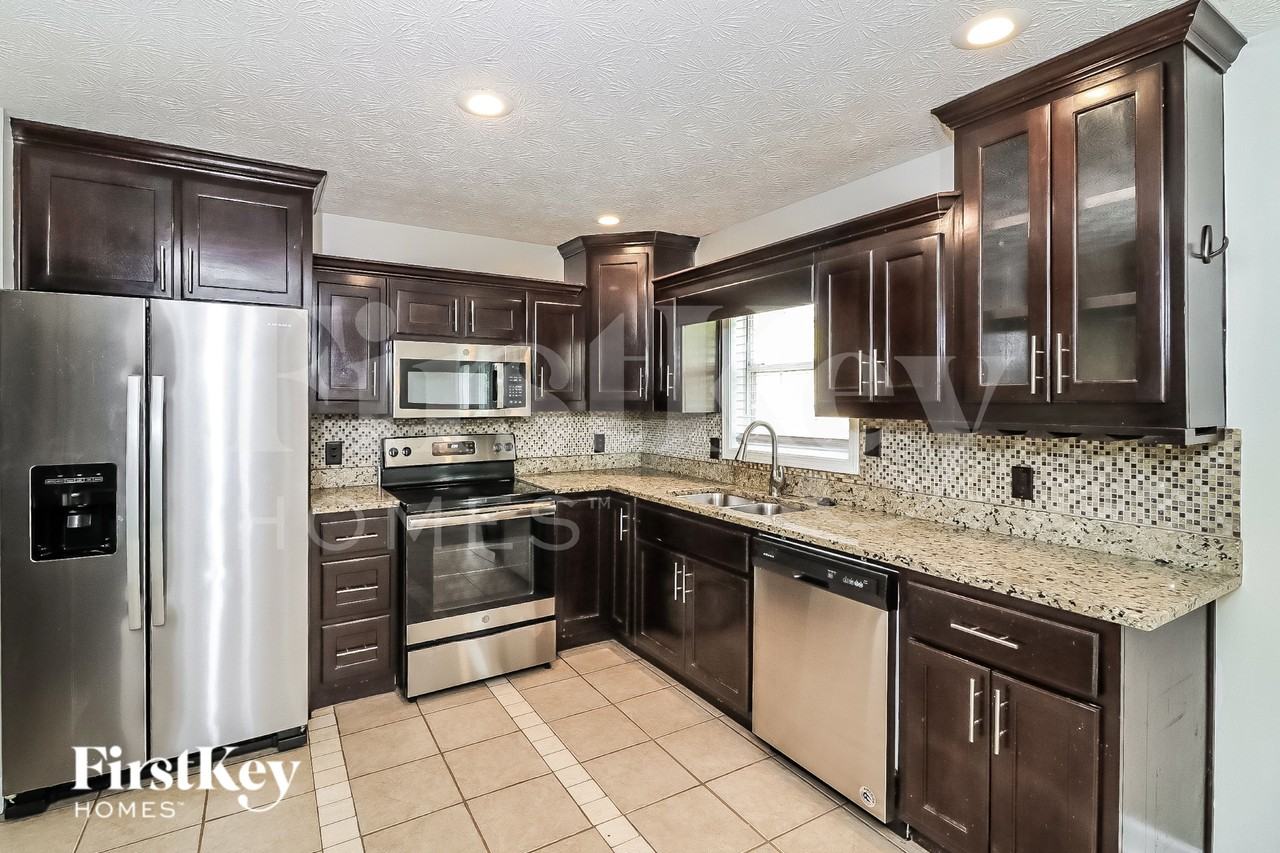 2620 Windage Dr Sw - Photo 6 of 16