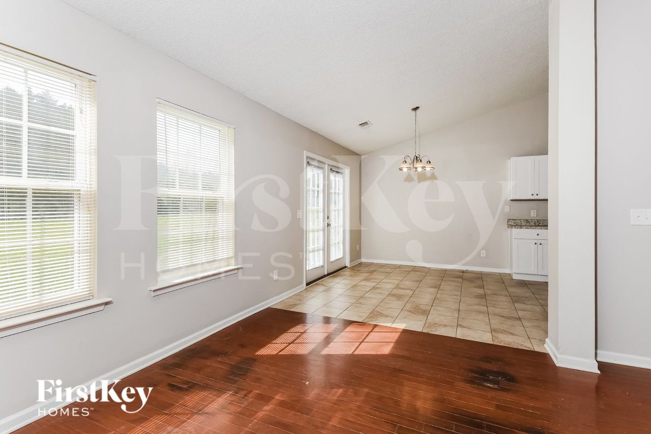231 Grandview Ln - Photo 6 of 19