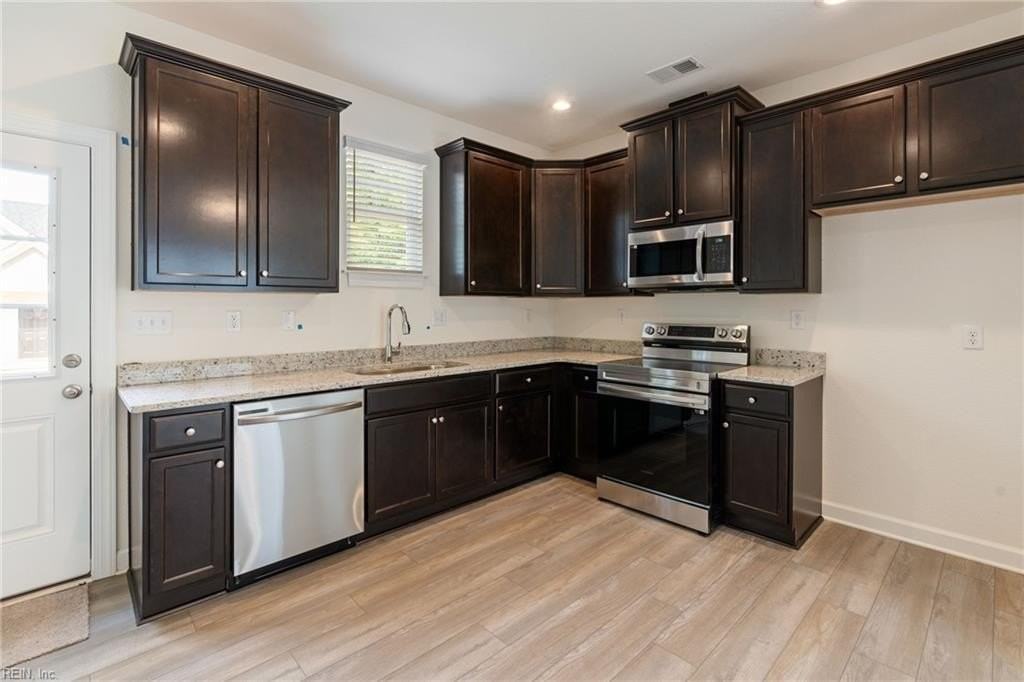 3871A Strawberry Plains Rd - Photo 7 of 22