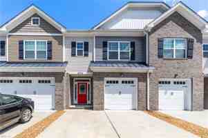 featured image of 4712 Kilby Dr #17