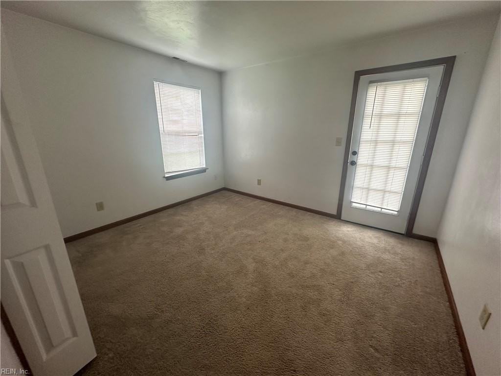 3301 Clover Meadows Dr - Photo 6 of 11