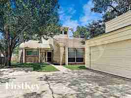 featured image of 13818 Lynnwood Ln