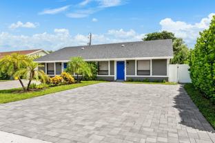 3370 Ne 5th Dr - Photo 1 of 1