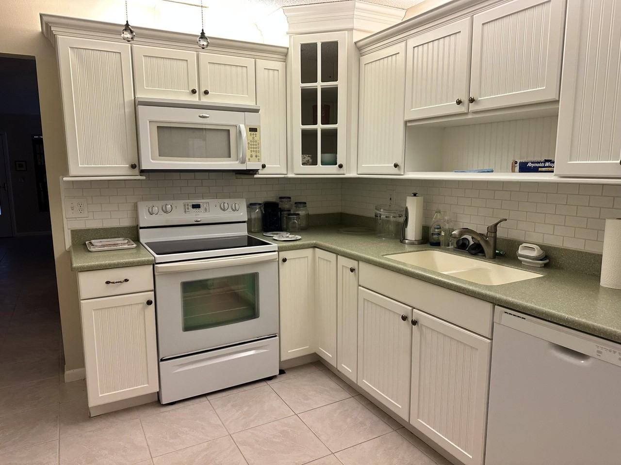 8184 Se Villa Way - Photo 2 of 9