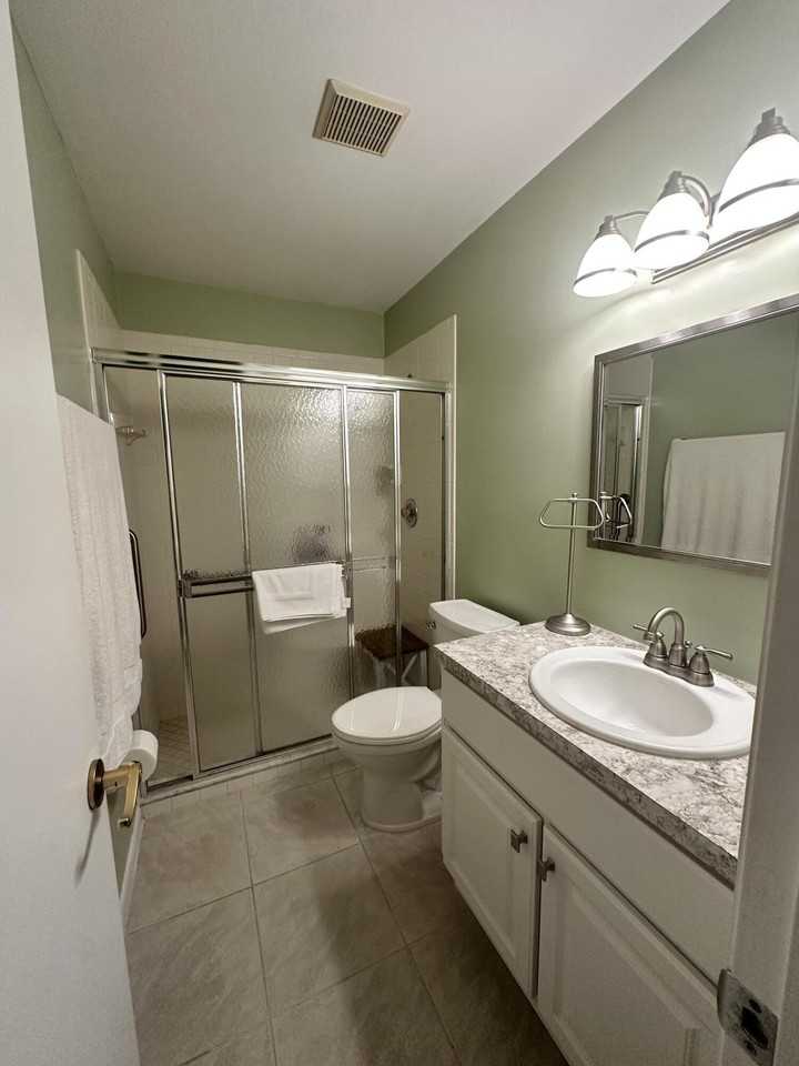 8184 Se Villa Way - Photo 3 of 9
