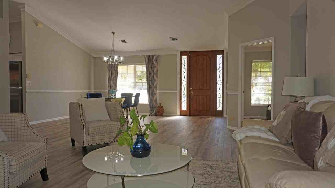12629 Buckland St - Photo 7 of 31