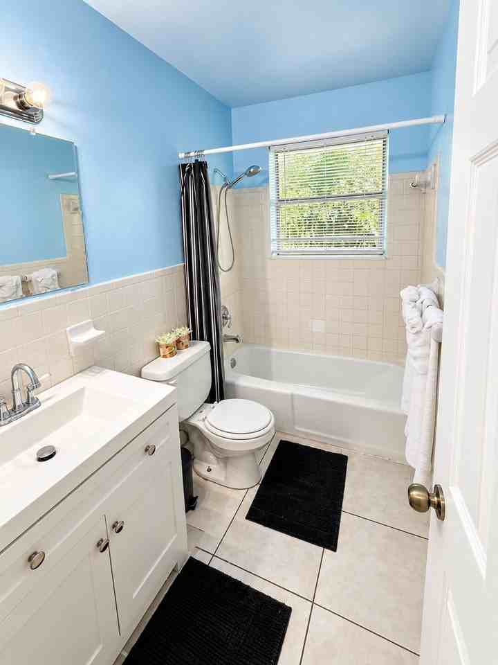 5441 Nw 17th Ct - Photo 6 of 14