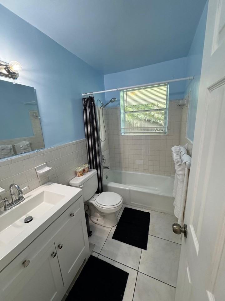 5441 Nw 17th Ct - Photo 7 of 14