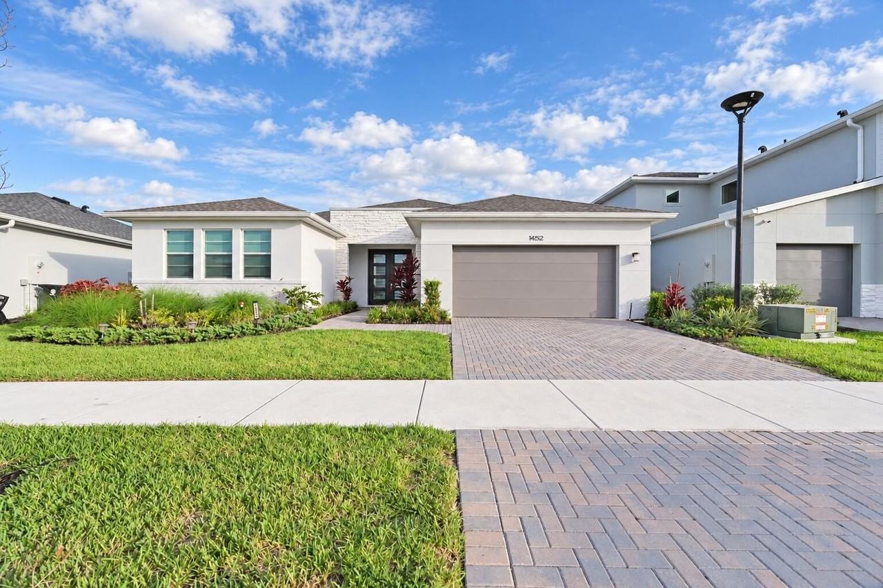 14252 Sw Murney Way - Photo 2 of 44