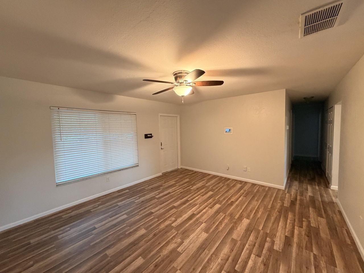 286 Sw Kentwood Rd - Photo 4 of 11